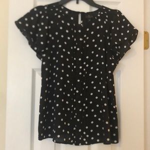 Lady top black with white dots size petite small